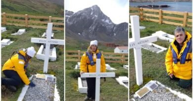 Next of kin of the only Argentine combatant buried in South Georgia visit his grave