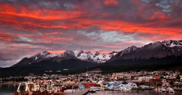 Additional funds to continue expanding the port of Ushuaia