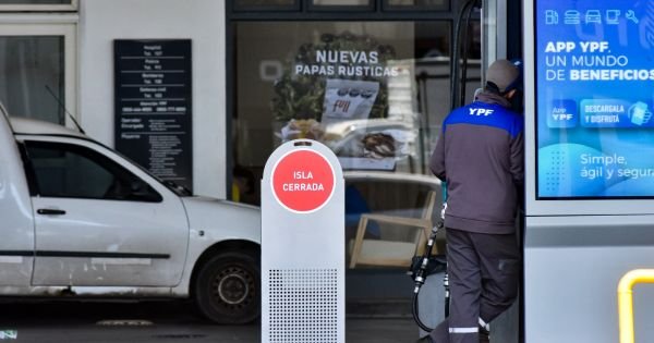 Argentina to import fuel to ease current shortages