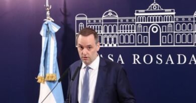 Presidential Spokesman warns Argentina going through hyperinflation