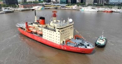 Icebreaker ARA Irízar sets sail on Antarctic Campaign