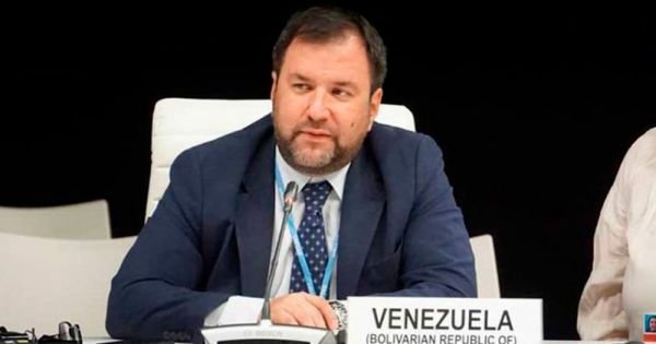 Venezuela supports Argentina's claim to Malvinas