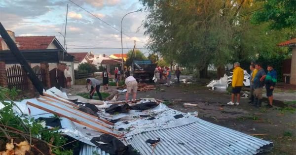 One dead after heavy storm in Argentine beach resort of Miramar